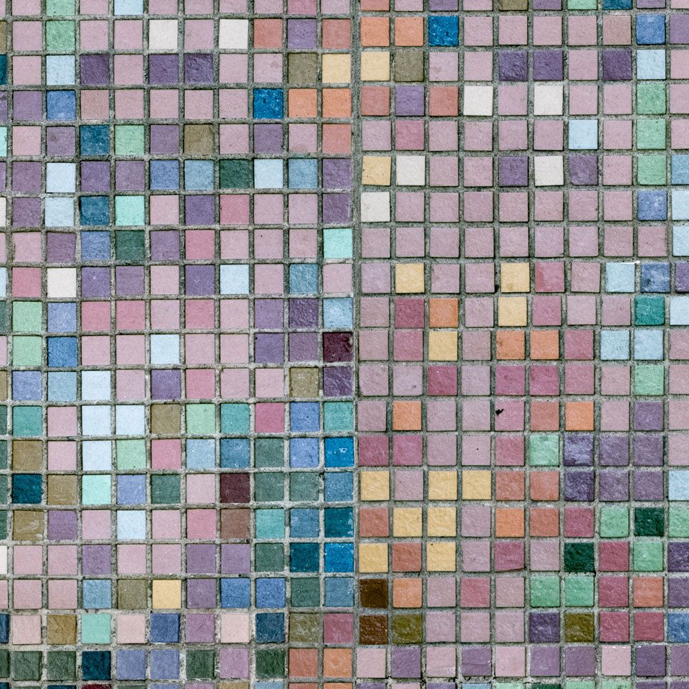             Fotomural »grand central« - Motivo de mosaico en colores vivos - Tela no tejida mate y lisa
        
