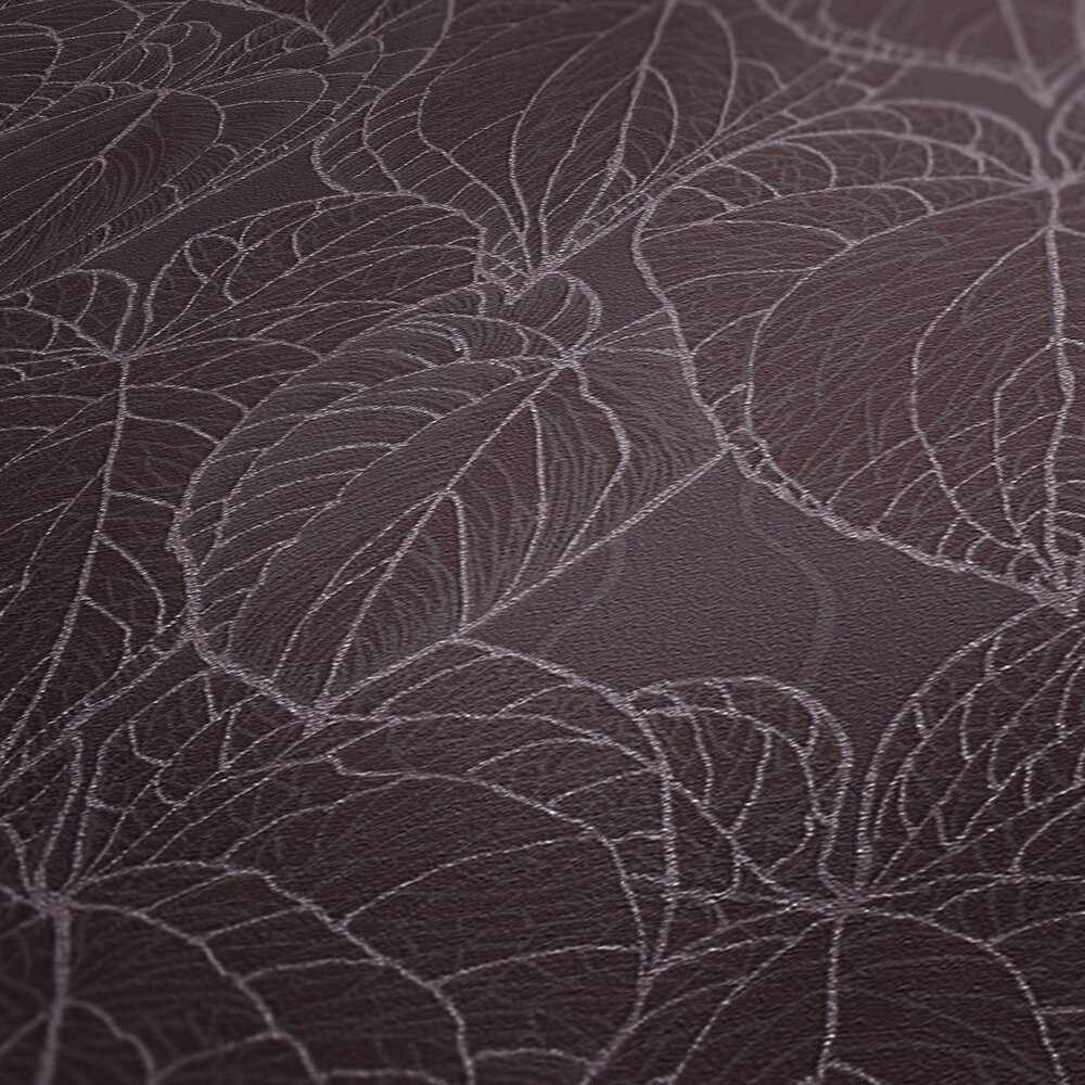             Daniel Hechter Modern non-woven wallpaper with leaf pattern and metallic effects - grey, purple, silver
        