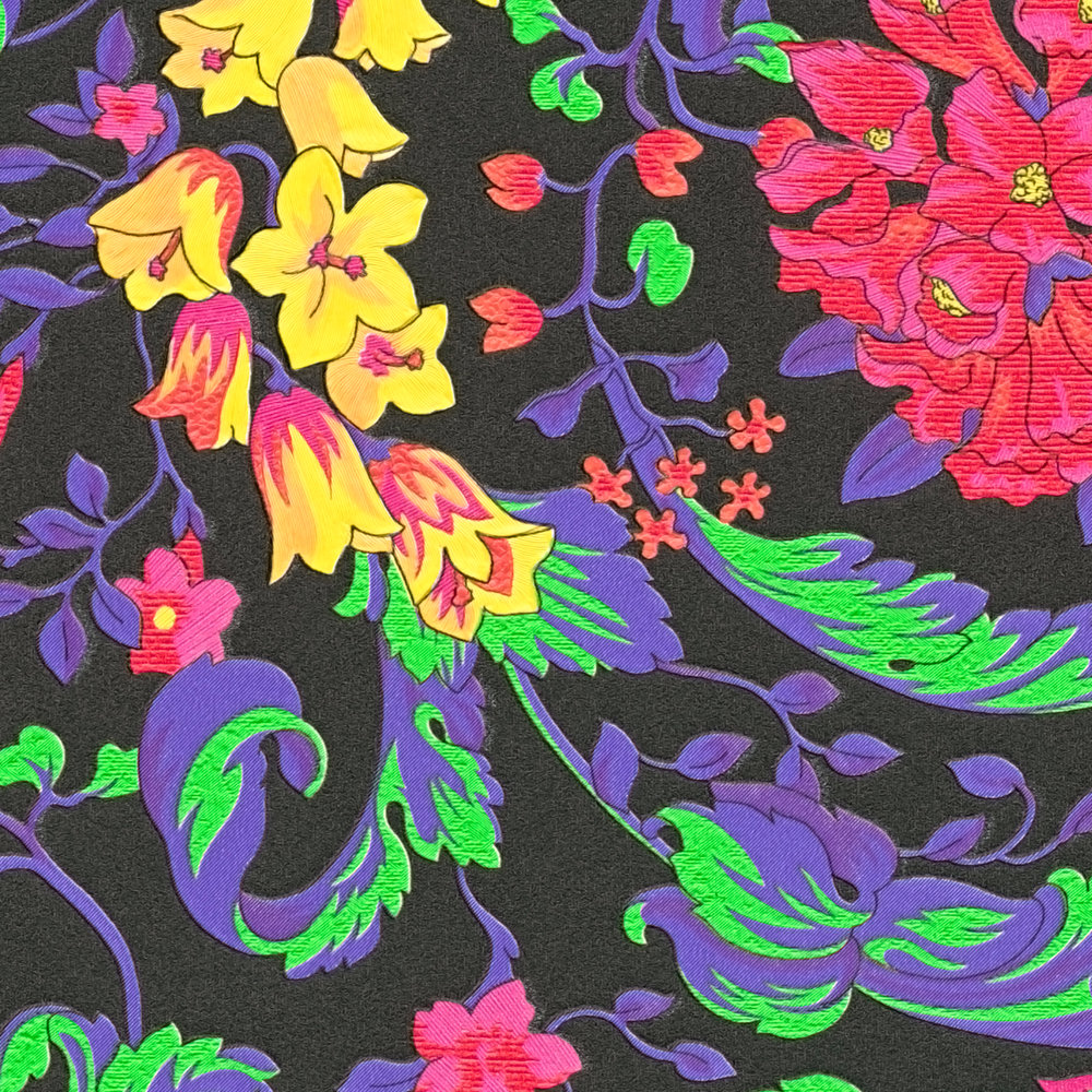             Floral VERSACE wallpaper ornaments in neon colours - multicoloured
        