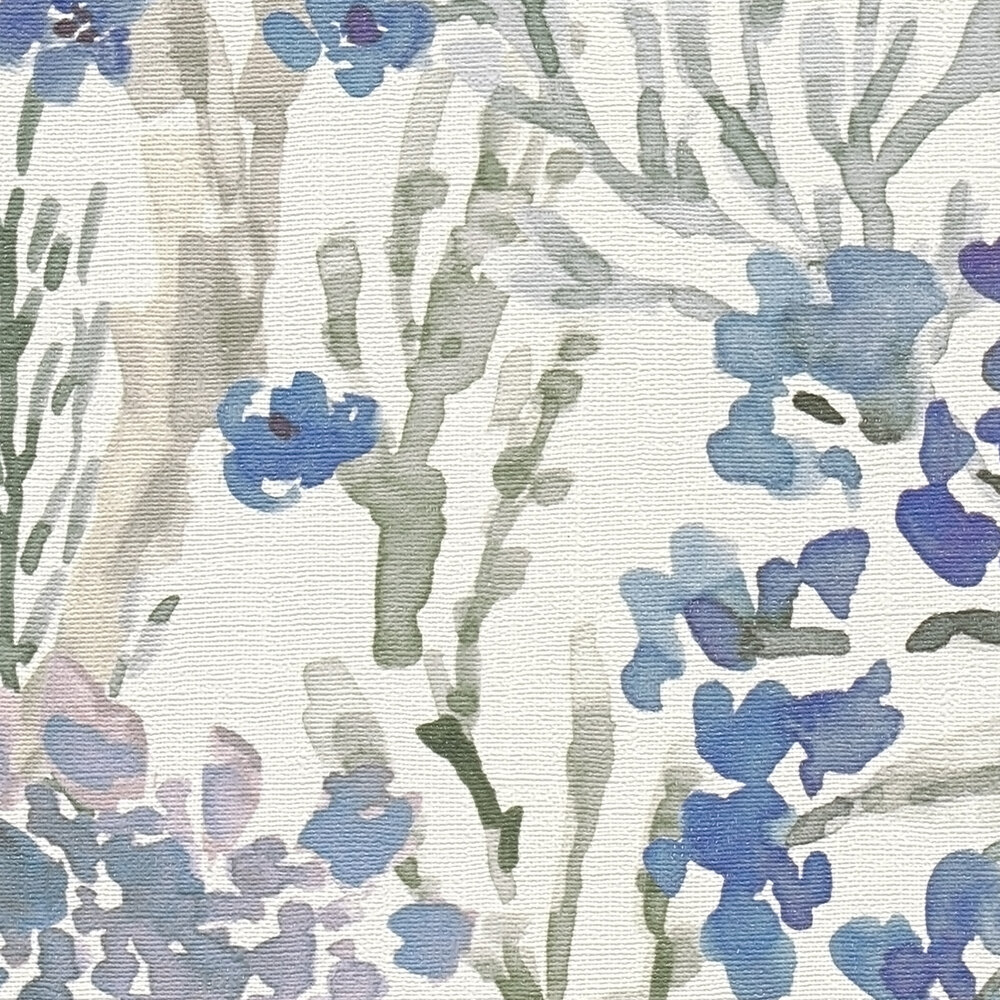             Fleurs et prairie fleurie papier peint intissé style aquarelle - bleu, blanc, gris
        