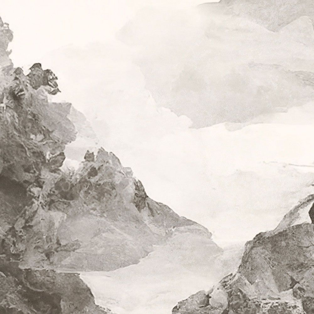             Digital behang »tinterra 1« - Landschap met bergen & mist - Grijs | Gladde, licht parelmoerglanzende vliesstof
        