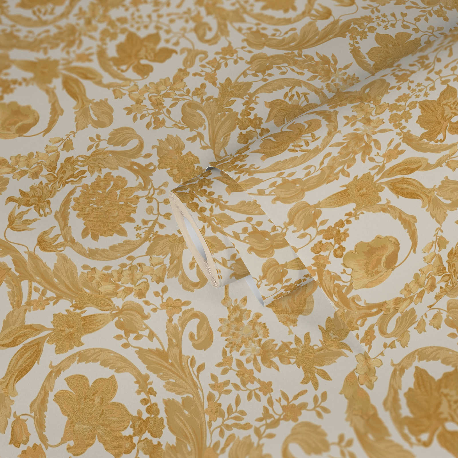             Papel pintado Flores VERSACE motivo ornamental dorado - crema
        