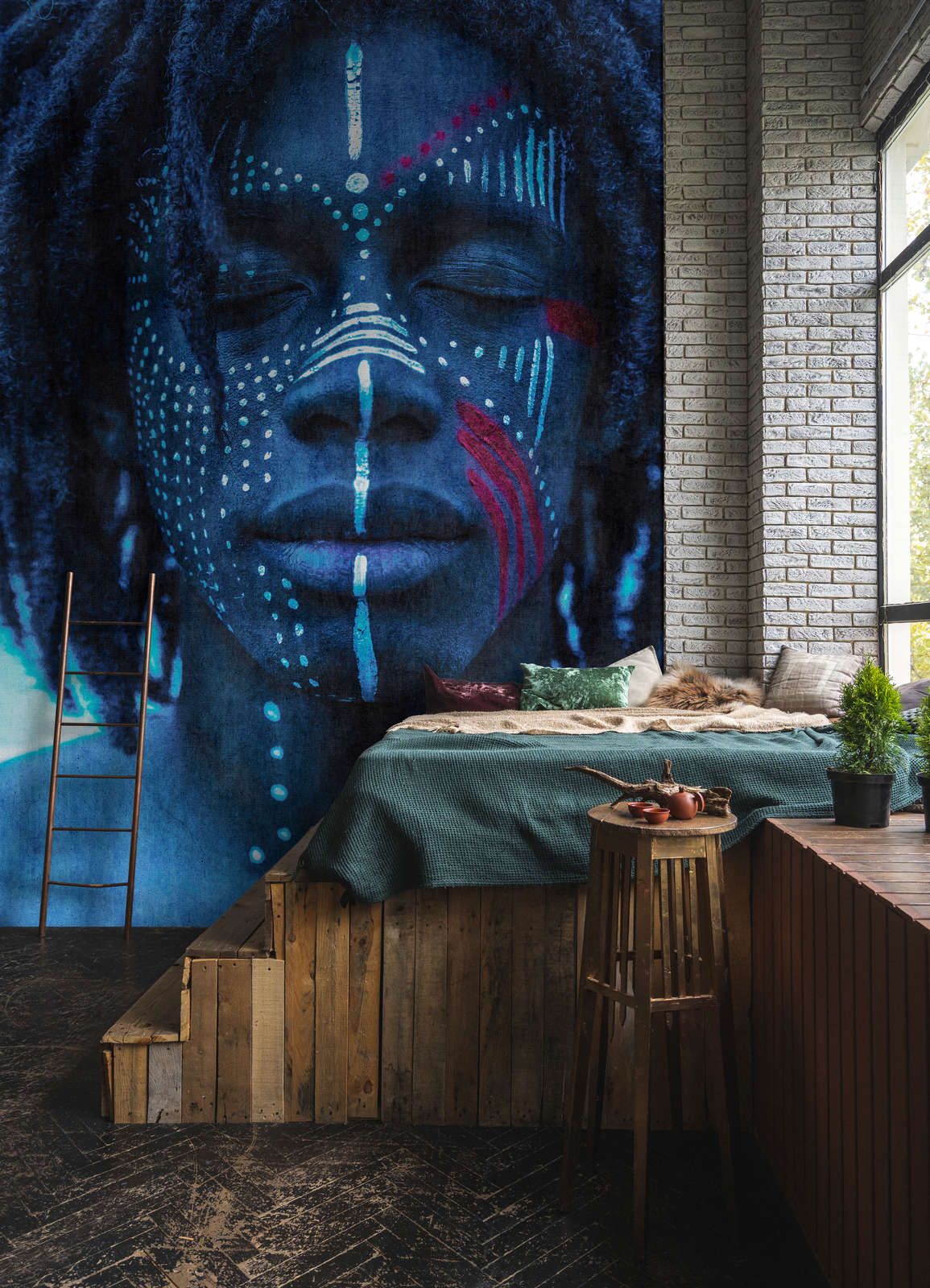             Photo wallpaper »mikala« - African portrait blue with tapestry structure - Smooth, slightly pearly shimmering non-woven fabric
        