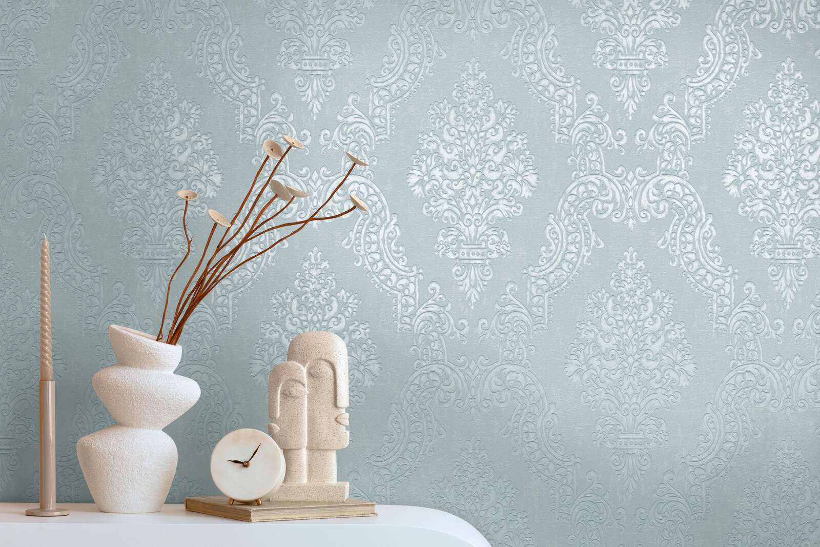             Vintage non-woven wallpaper in baroque design with glitter effect - grey, silver
        