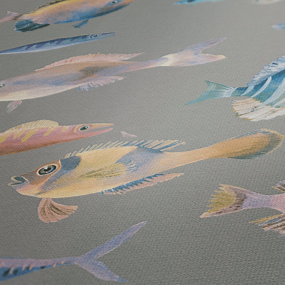             Papel pintado no tejido marítimo con motivos de peces - gris, colorido, azul
        