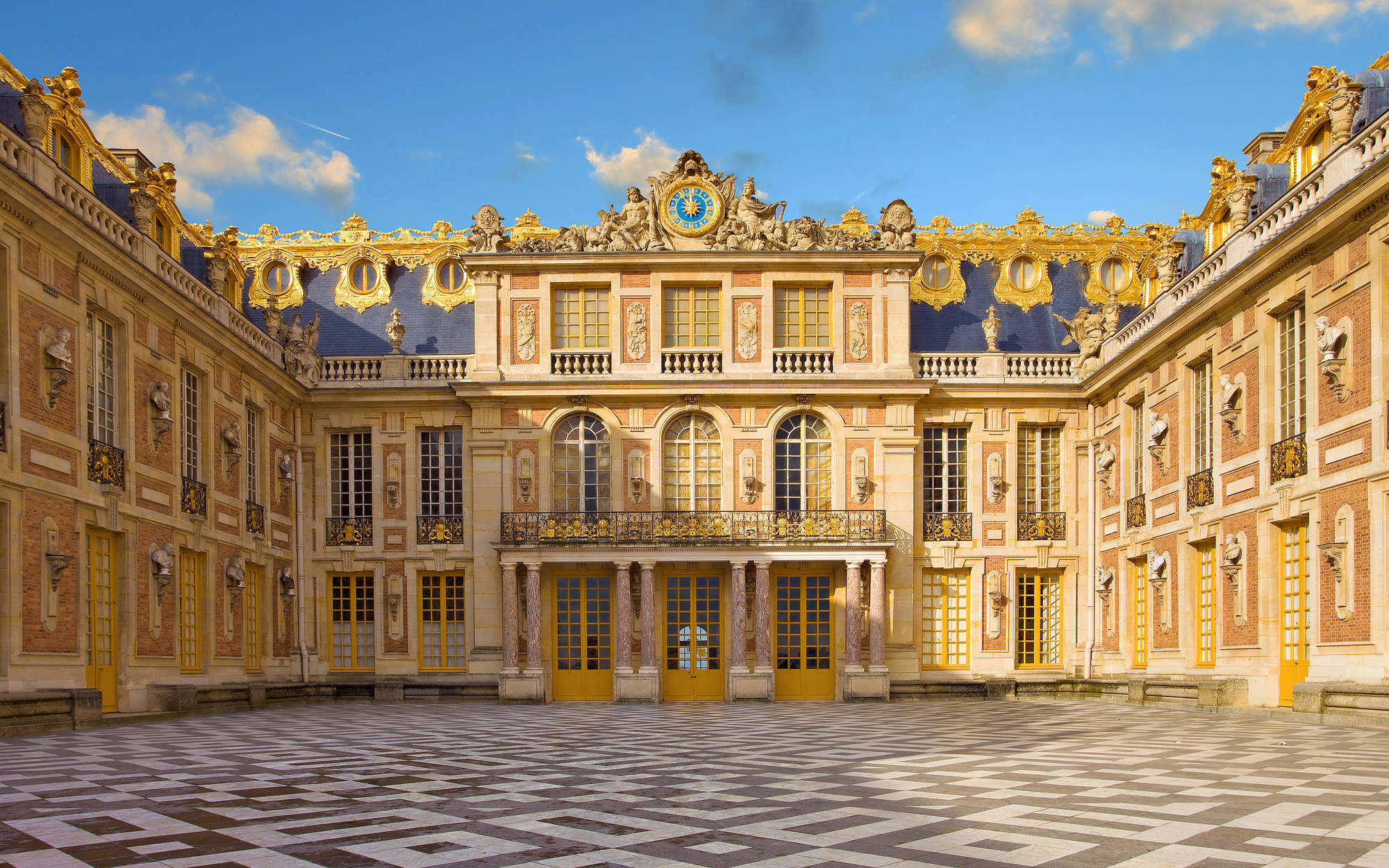             Papel pintable Barroco Palacio de Versalles - tejido no tejido liso perla
        