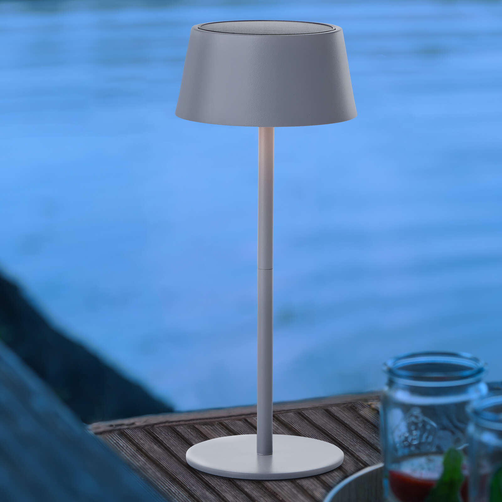             Lámpara de mesa de metal - Outy 2 - Gris
        
