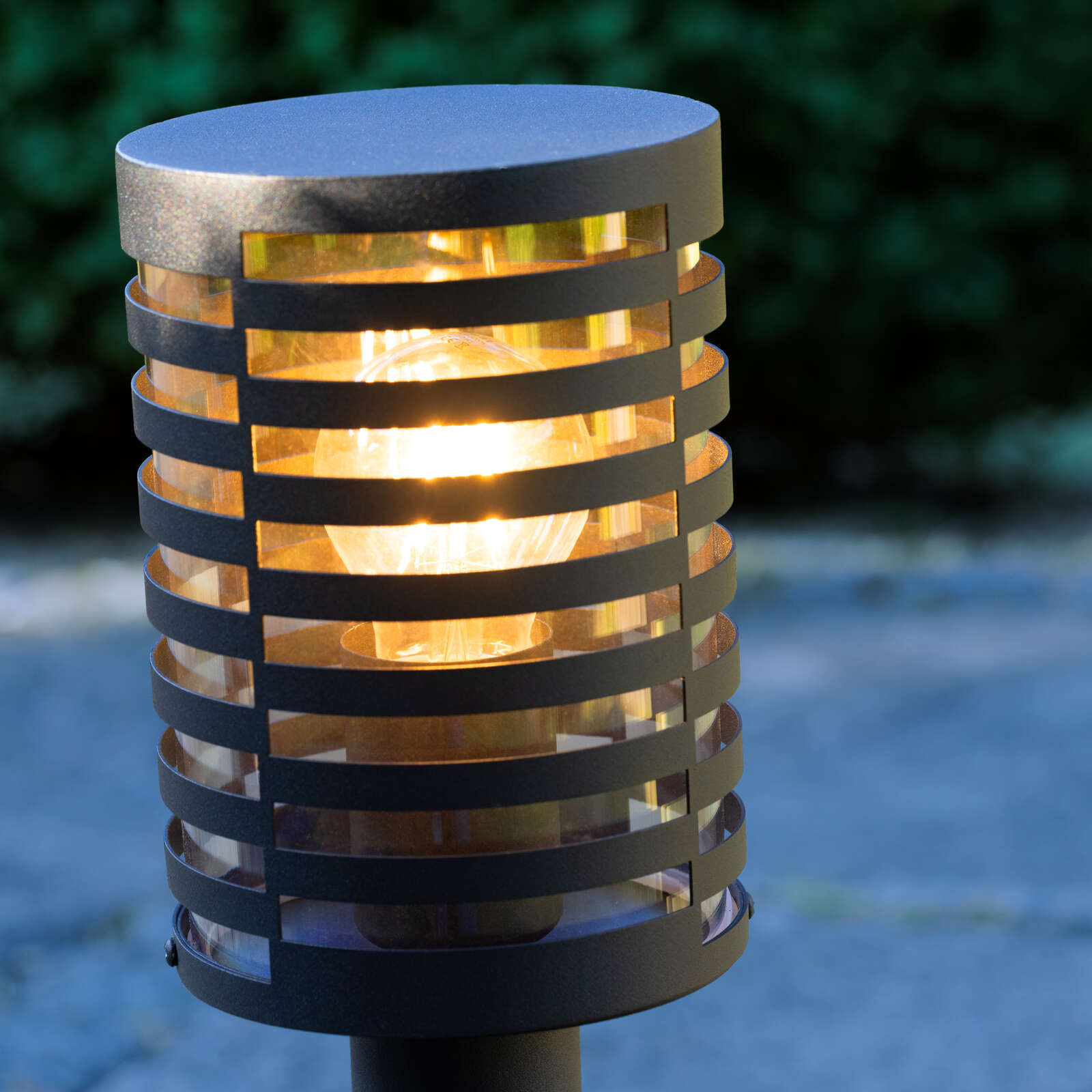             Lámpara de zócalo metálica para exterior - Svenja 1 - Negro
        