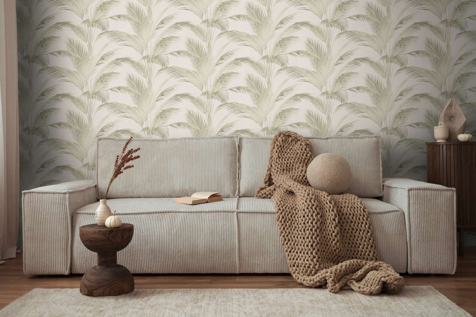             Non-woven wallpaper with palm leaves in vintage style - cream, green
        