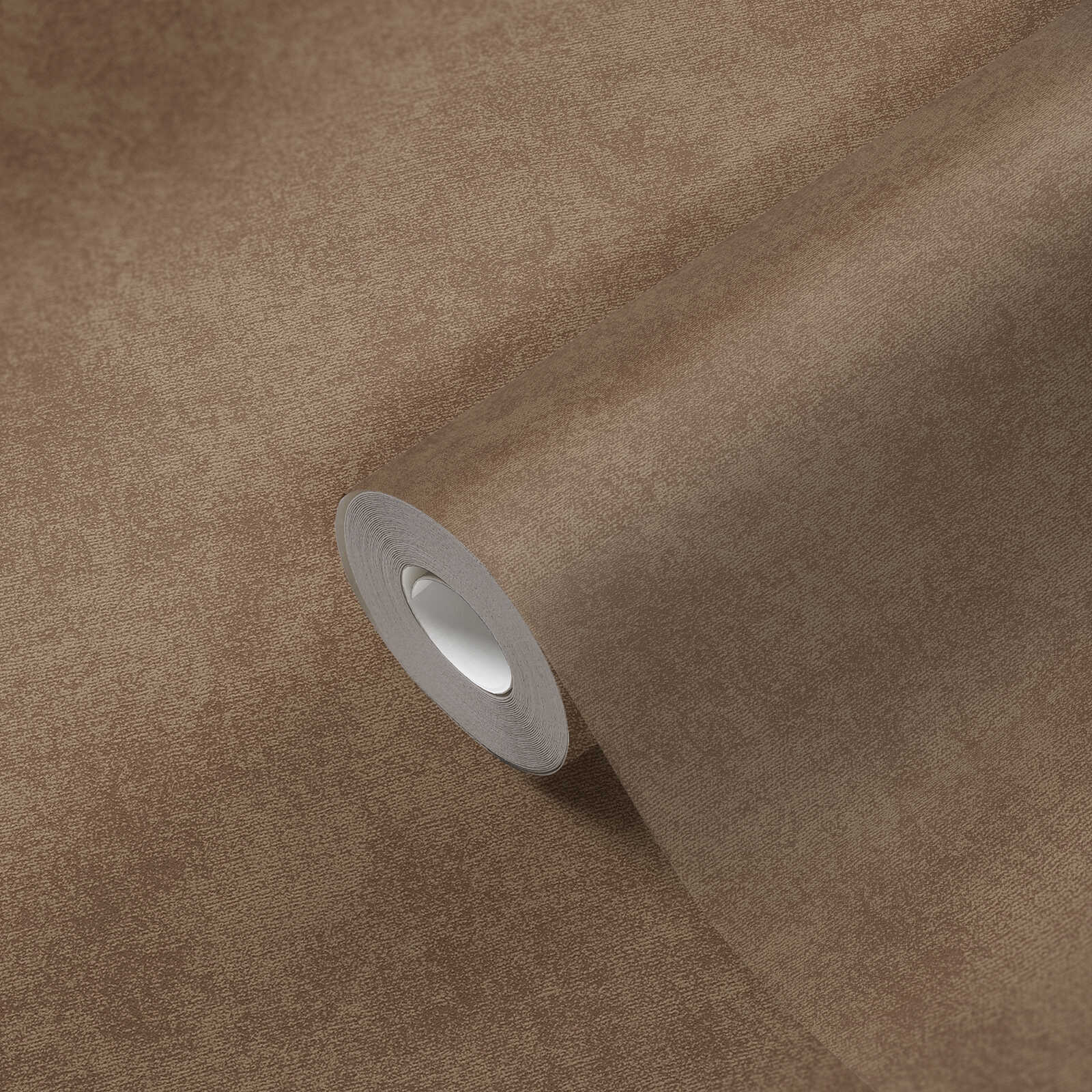             Single-coloured non-woven wallpaper with subtle texture - brown
        