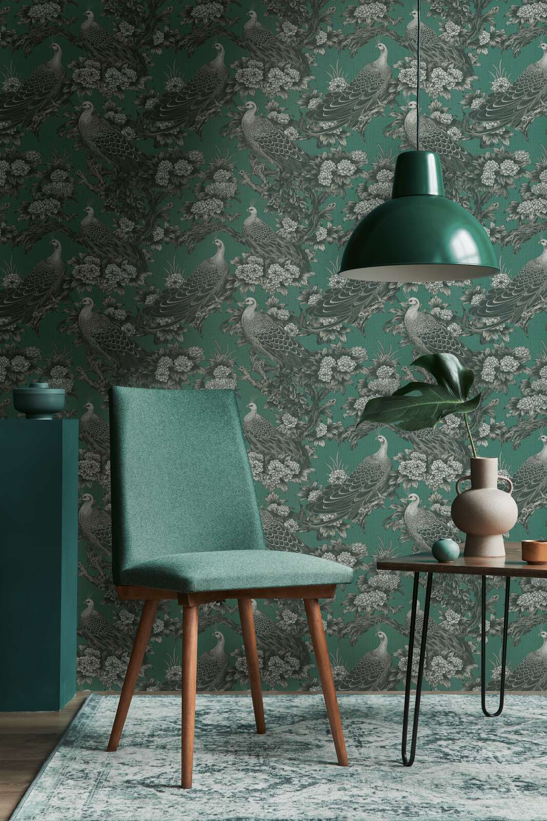             Floral pattern with birds in English country house style as non-woven wallpaper - grey, green, black
        