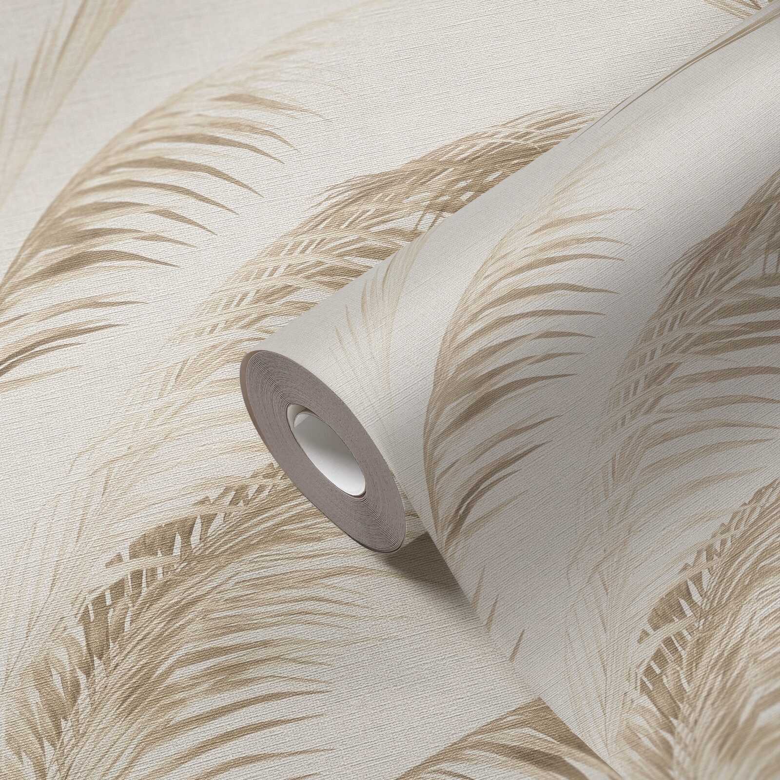             Non-woven wallpaper with palm leaves in soft colours - cream, beige, brown
        