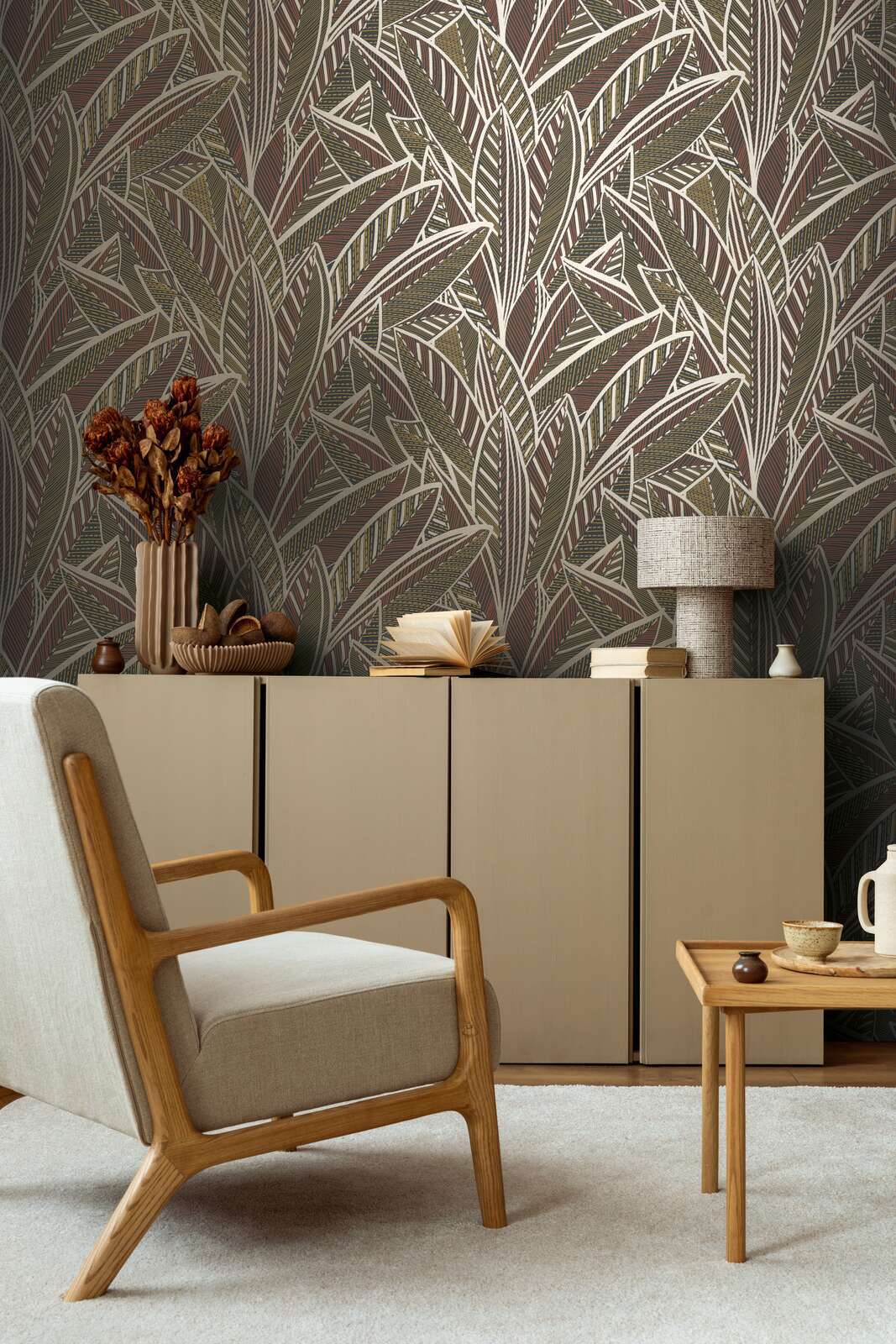             Palm leaves non-woven wallpaper with a jungle feel and glossy accents - brown, yellow, red
        