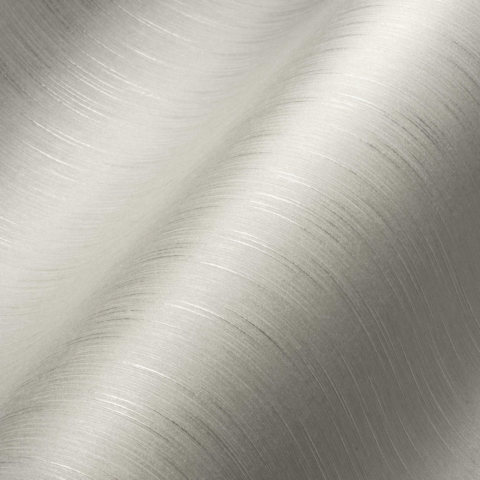             Papier peint satin gris clair avec structure textile & effet chiné
        