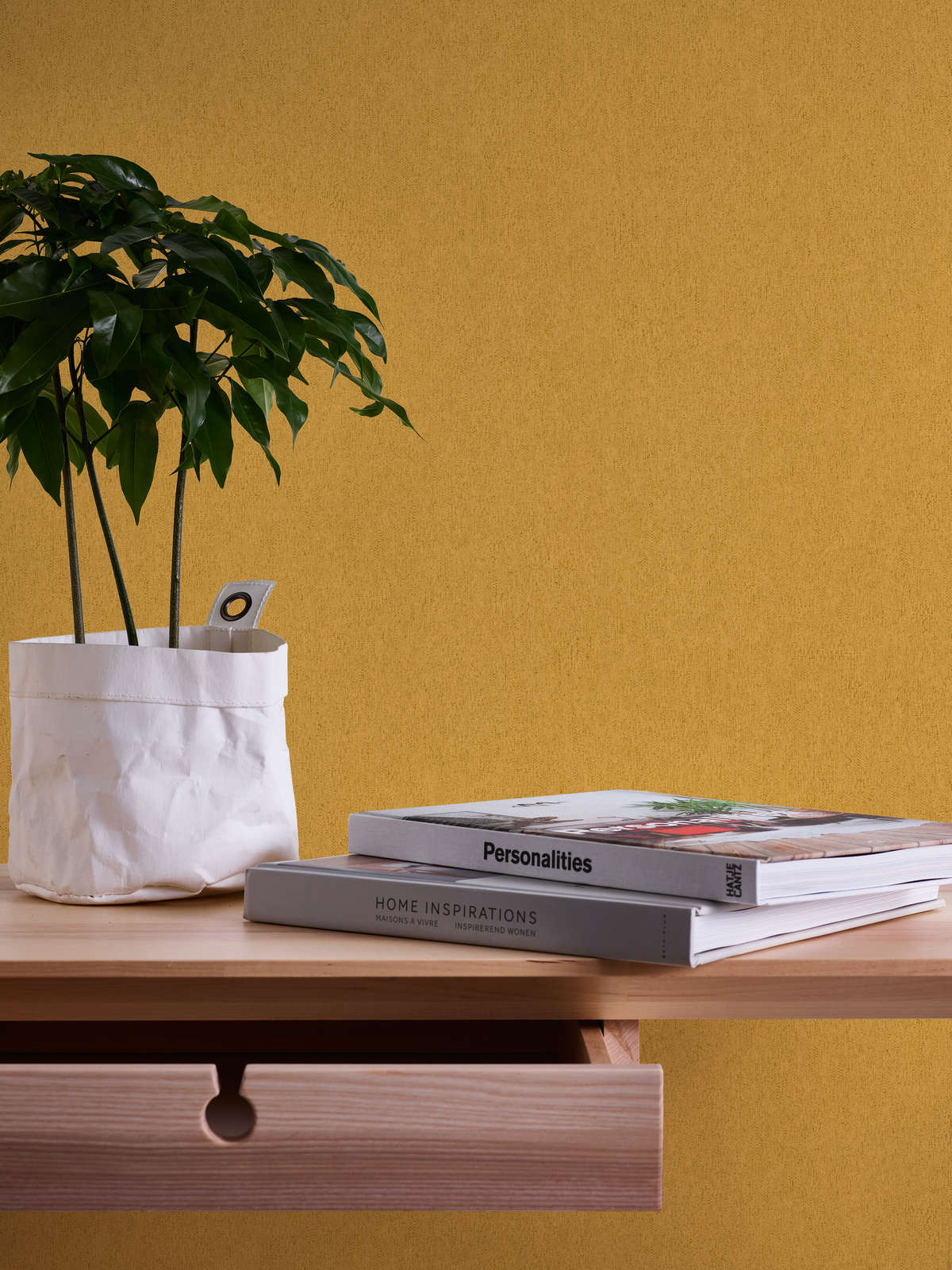             Papier peint uni avec structure aspect mat & lisse - jaune
        