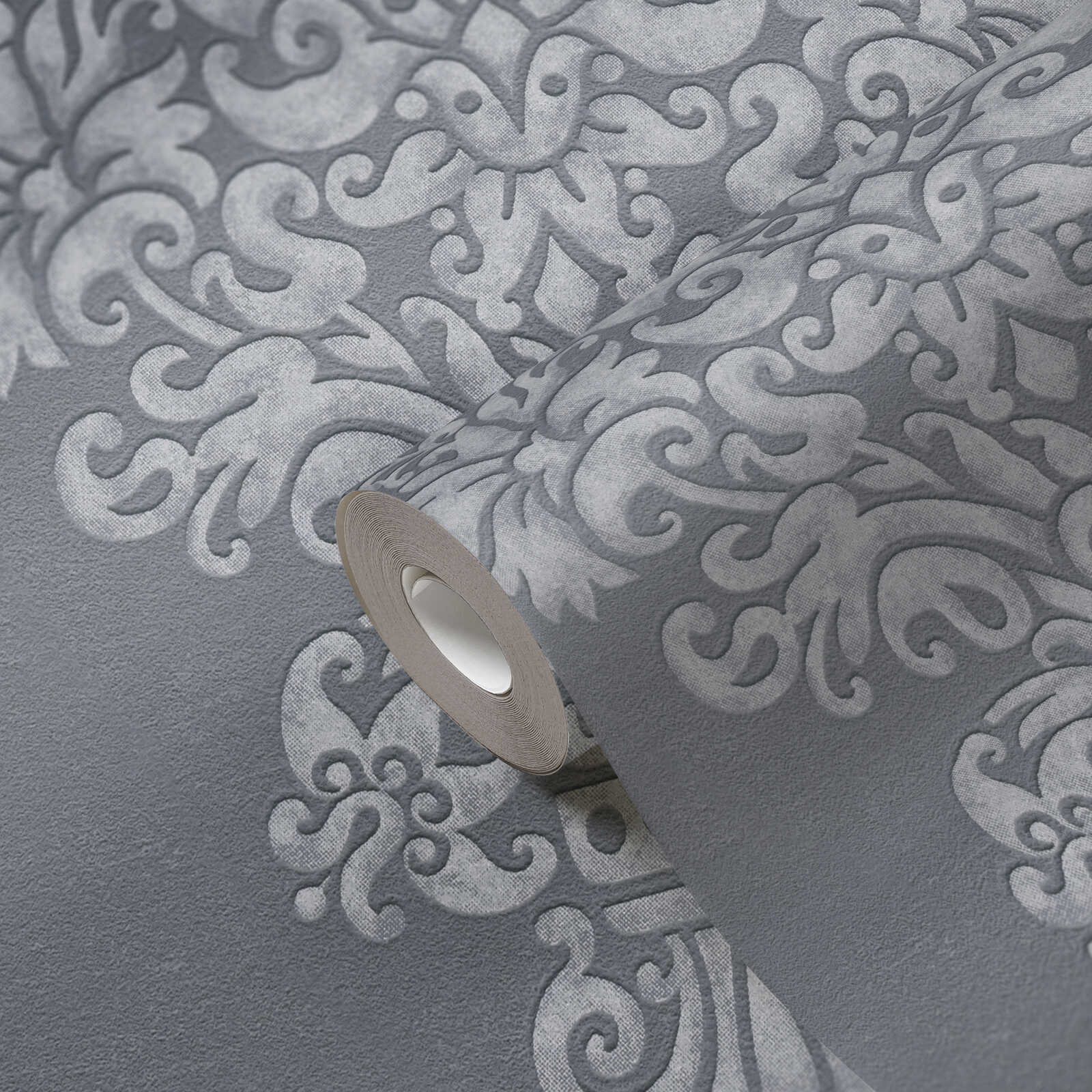             Vintage non-woven wallpaper in elegant baroque style - anthracite, grey
        