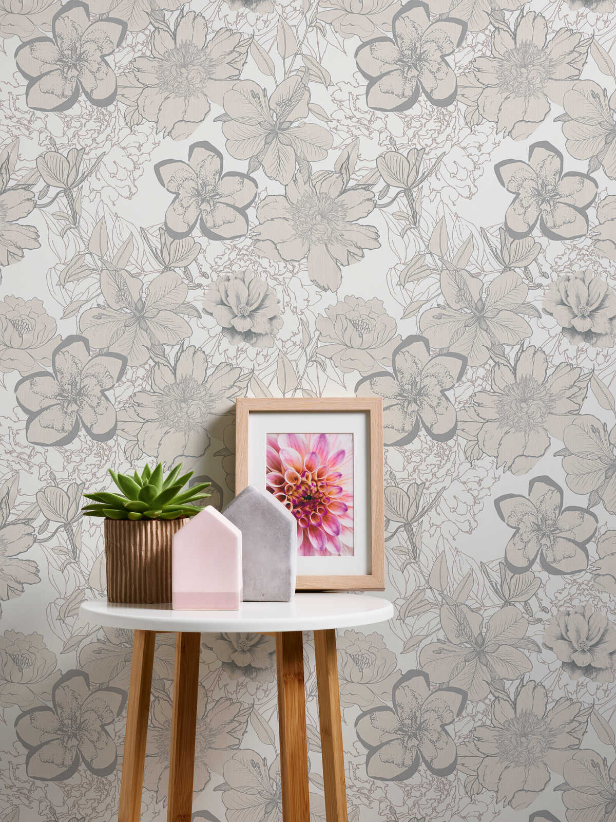             Papier peint fleuri avec esquisses de fleurs & couleur métallique - crème
        