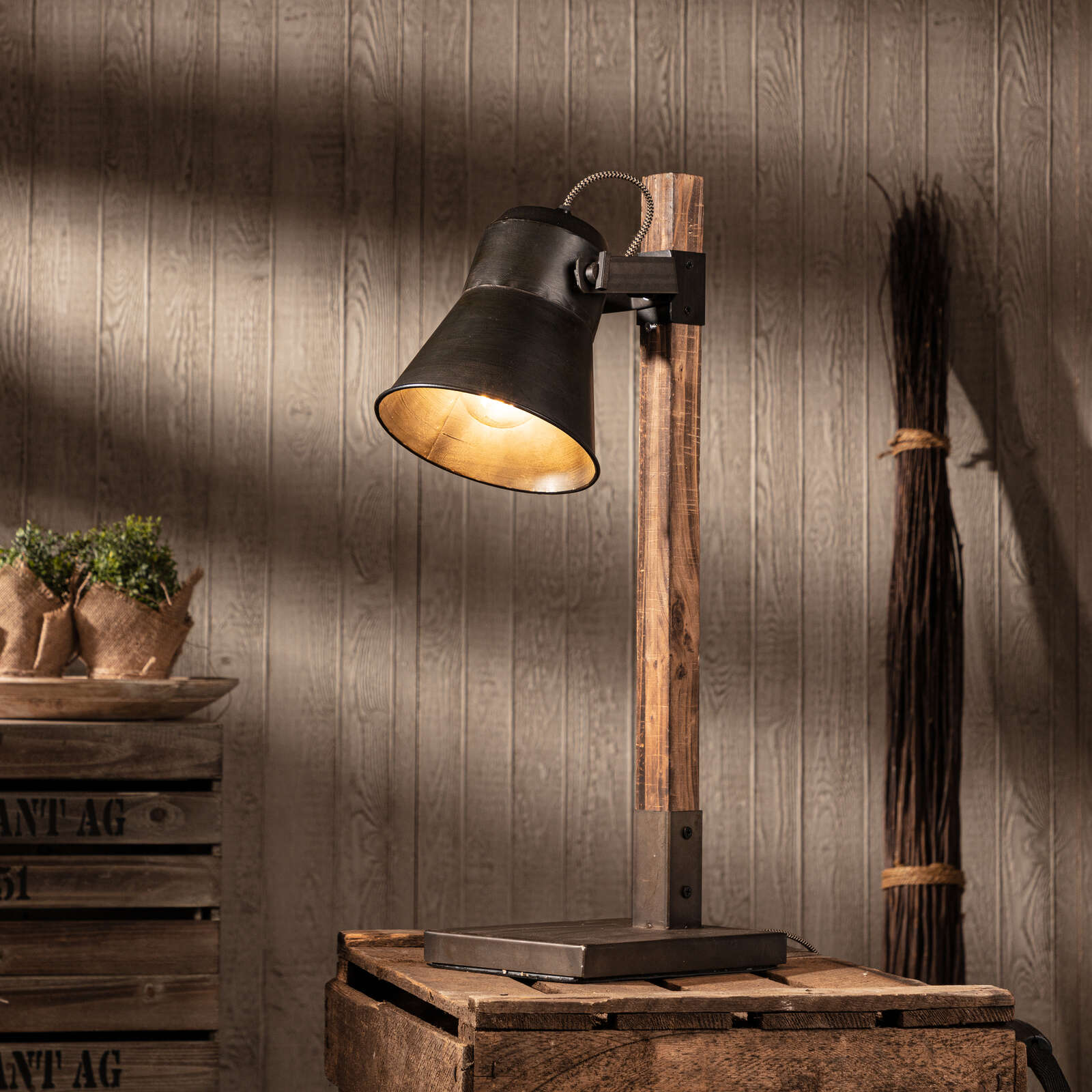             Wooden table lamp - Maria 3 - Brown
        